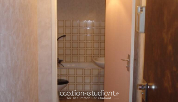 Logement tudiant Studio à Clermont Ferrand (63000)