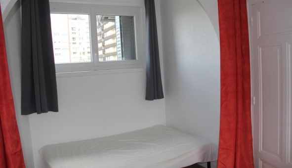 Logement tudiant Location Studio Vide Clermont Ferrand (63000)