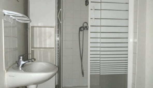 Logement tudiant Studio à Clermont Ferrand (63000)