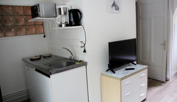 Logement tudiant Studio à Clermont Ferrand (63000)