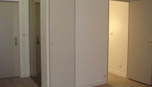 Logement tudiant Studio à Clermont Ferrand (63000)