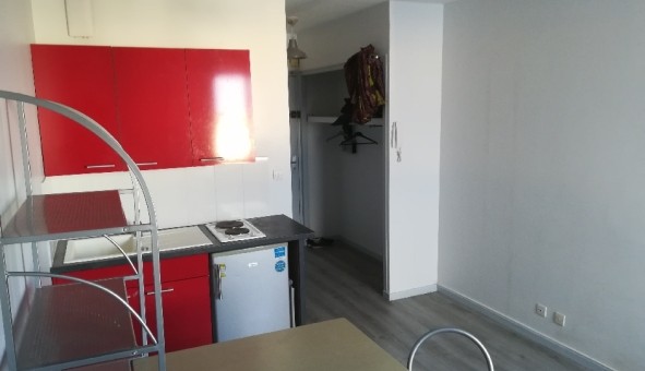 Logement étudiant Location Studio Vide Clermont Ferrand (63000)