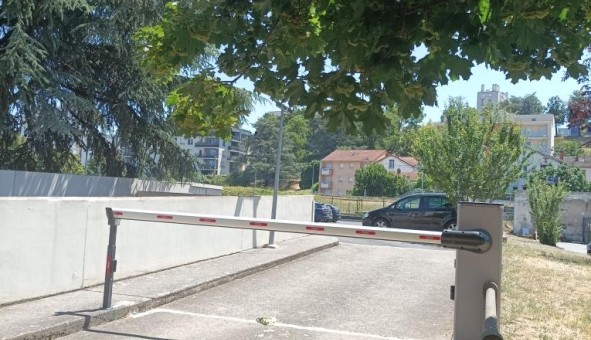 Logement tudiant Studio à Clermont Ferrand (63000)