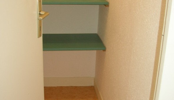 Logement tudiant Studio à Clermont Ferrand (63000)