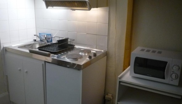 Logement tudiant Studio à Clermont Ferrand (63000)