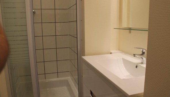 Logement tudiant Studio à Clermont Ferrand (63000)