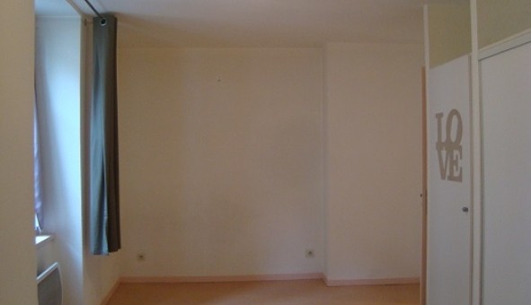 Logement tudiant Location Studio Vide Clermont Ferrand (63000)