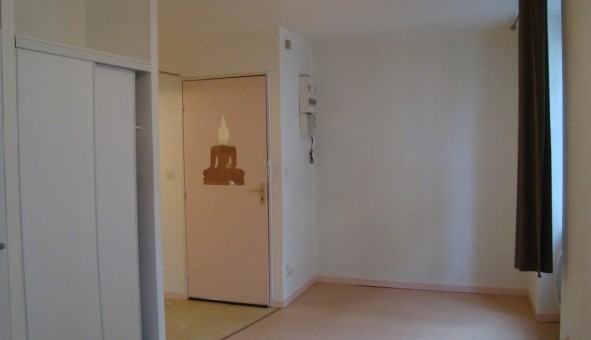 Logement tudiant Studio à Clermont Ferrand (63000)