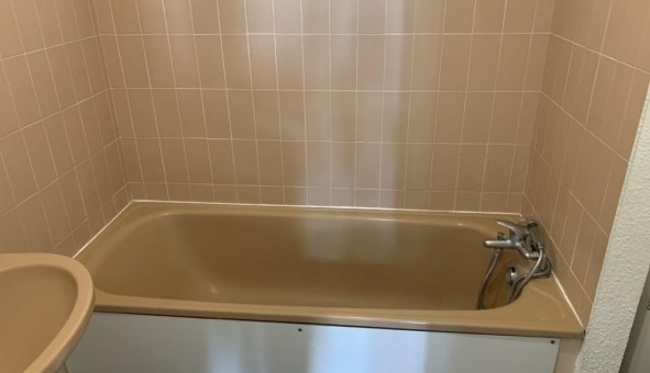 Logement tudiant Studio à Clermont Ferrand (63000)