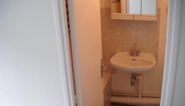 Logement tudiant Studio à Clermont Ferrand (63000)