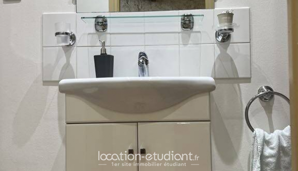 Logement tudiant Studio à Clermont Ferrand (63000)