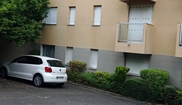 Logement tudiant Studio à Clermont Ferrand (63000)