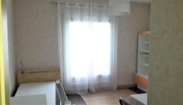 Logement tudiant Studio à Clermont Ferrand (63000)