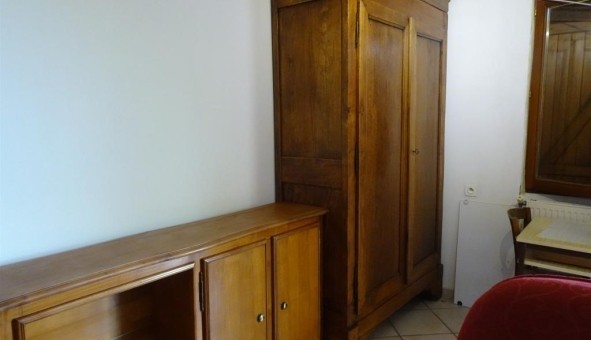 Logement tudiant Studio à Clermont Ferrand (63000)