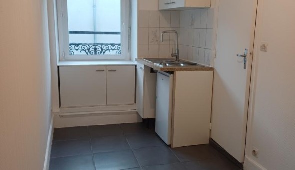 Logement tudiant Studio à Clermont Ferrand (63000)