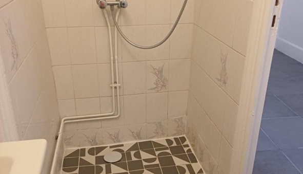 Logement tudiant Studio à Clermont Ferrand (63000)