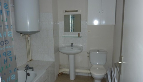 Logement tudiant Studio à Clermont Ferrand (63000)