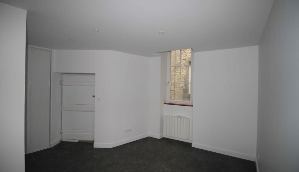 Logement tudiant Studio à Clermont Ferrand (63000)