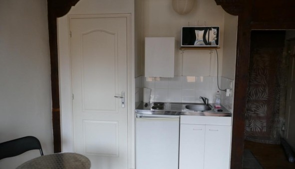 Logement �tudiant Studio &agrave; Clermont Ferrand (63000)