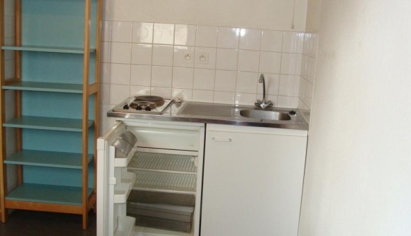 Logement �tudiant Studio &agrave; Clermont Ferrand (63000)