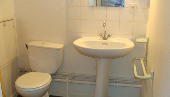 Logement �tudiant Studio &agrave; Clermont Ferrand (63000)