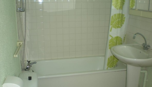 Logement �tudiant Studio &agrave; Clermont Ferrand (63000)