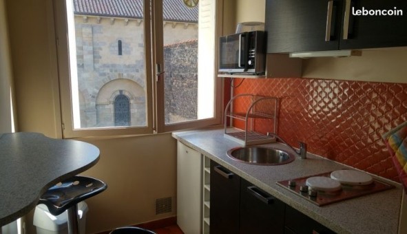 Logement �tudiant Studio &agrave; Clermont Ferrand (63000)
