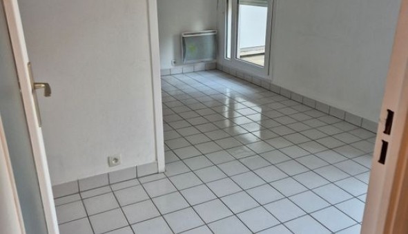 Logement �tudiant Studio &agrave; Clermont Ferrand (63000)