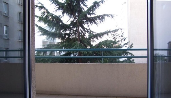 Logement �tudiant Studio &agrave; Clermont Ferrand (63000)