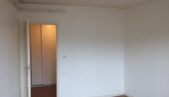 Logement �tudiant Studio &agrave; Clermont Ferrand (63000)