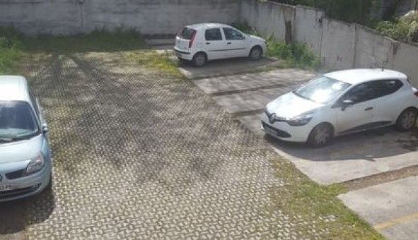 Logement �tudiant Studio &agrave; Clichy sous Bois (93390)