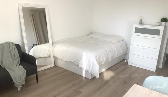 Logement tudiant Studio à Coignires (78310)