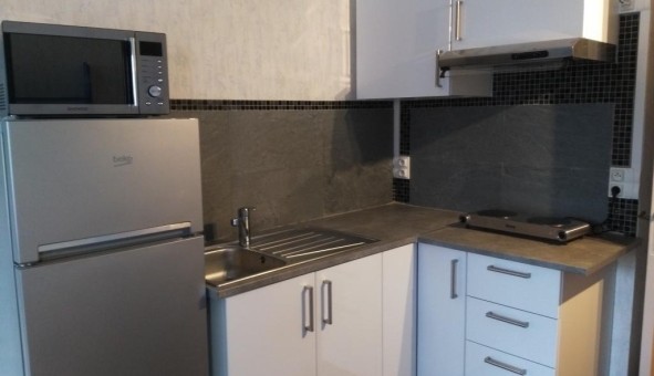Logement étudiant Location Studio Vide Coignières (78310)