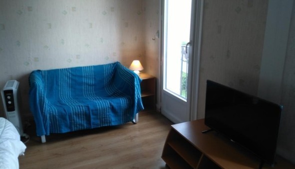 Logement tudiant Studio à Coignires (78310)