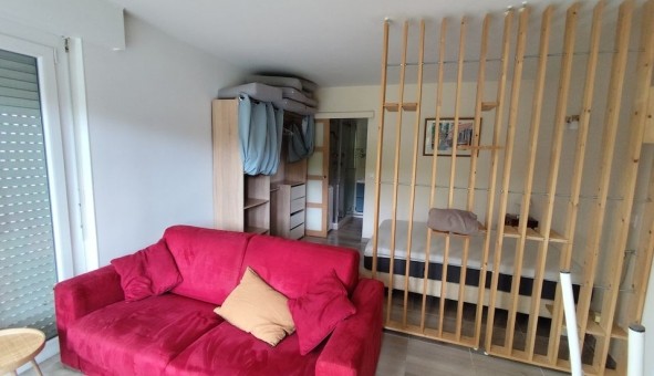Logement �tudiant Studio &agrave; Coigni�res (78310)