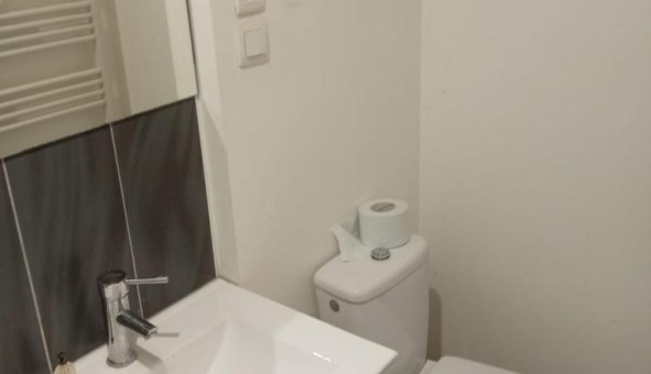 Logement tudiant Studio à Collemiers (89100)