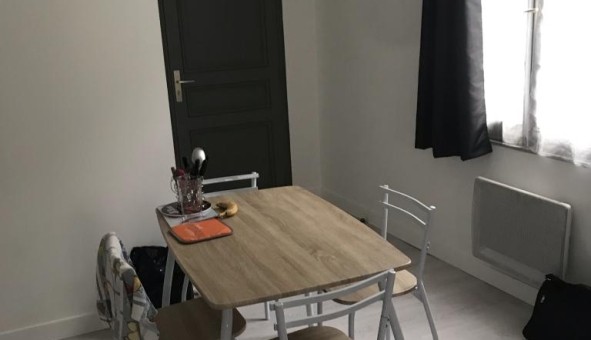 Logement tudiant Studio à Collemiers (89100)