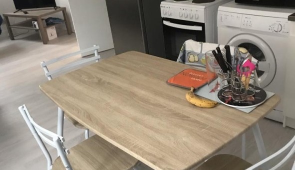 Logement tudiant Studio à Collemiers (89100)