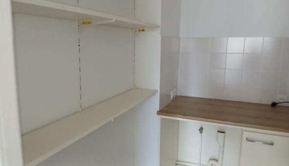 Logement tudiant Studio à Collemiers (89100)