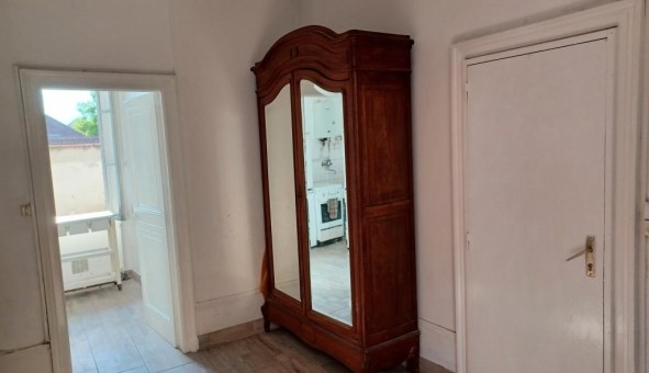 Logement tudiant Studio à Collemiers (89100)