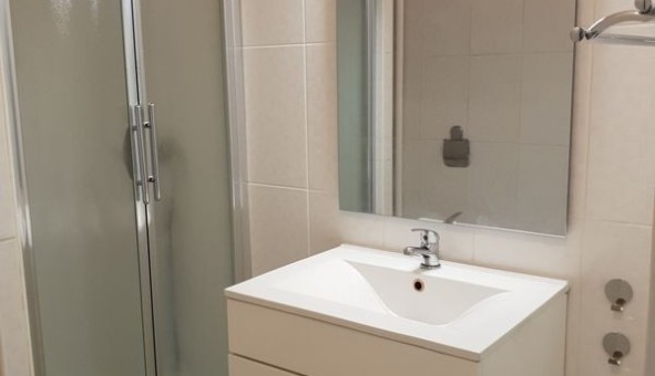 Logement �tudiant Studio &agrave; Collemiers (89100)