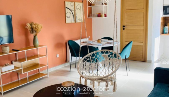 Logement tudiant Studio à Cond Sainte Libiaire (77450)