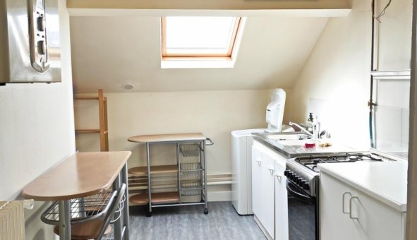Logement étudiant Location Studio Vide Corbeil Essonnes (91100)