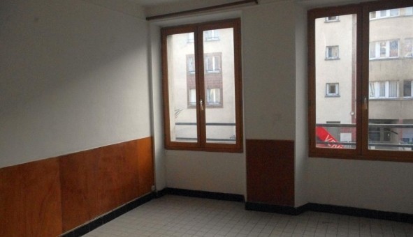 Logement tudiant Location Studio Vide Corbeil Essonnes (91100)
