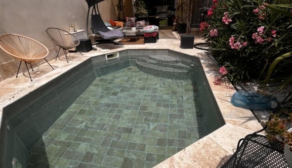 Logement tudiant Studio à Cornillon Confoux (13250)