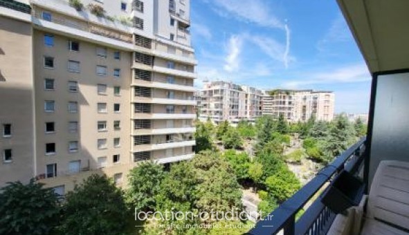Logement tudiant Studio à Courbevoie (92400)