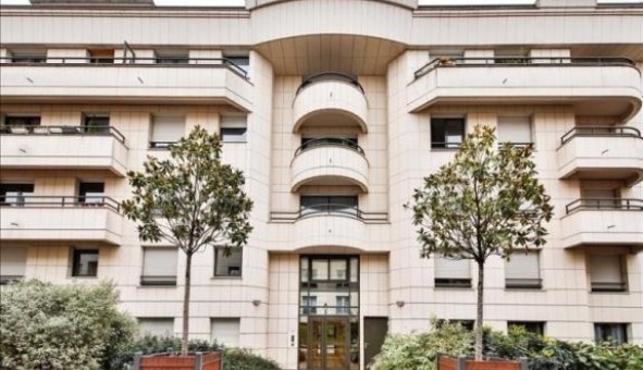 Logement tudiant Studio à Courbevoie (92400)
