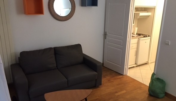 Logement tudiant Studio à Courbevoie (92400)