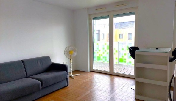 Logement tudiant Location Studio Vide Courbevoie (92400)