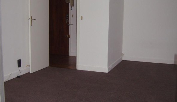 Logement tudiant Studio à Courbevoie (92400)
